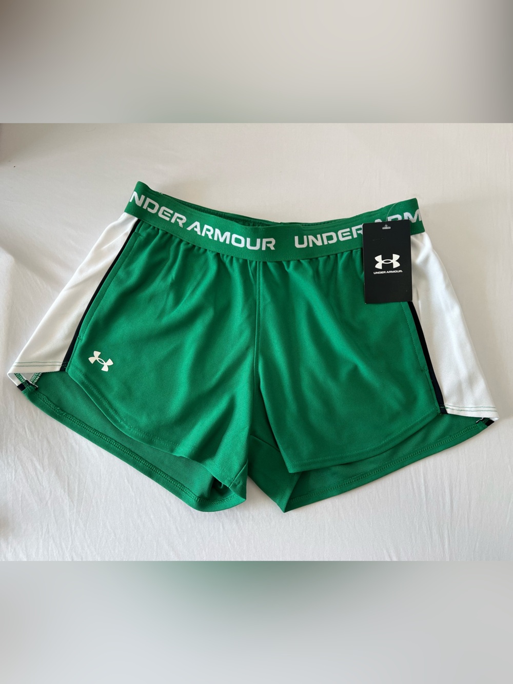 NWT Under Armour Women's Green Athletic Training Shorts with White Trim